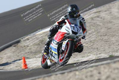 media/Nov-01-2025-TrackDaz (Sat) [[2b4d5192bc]]/B Group/1220pm (Turn 2 Outside)/